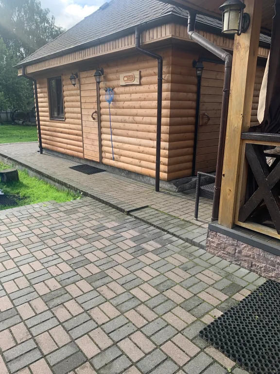 Уютный домик с видом в сад