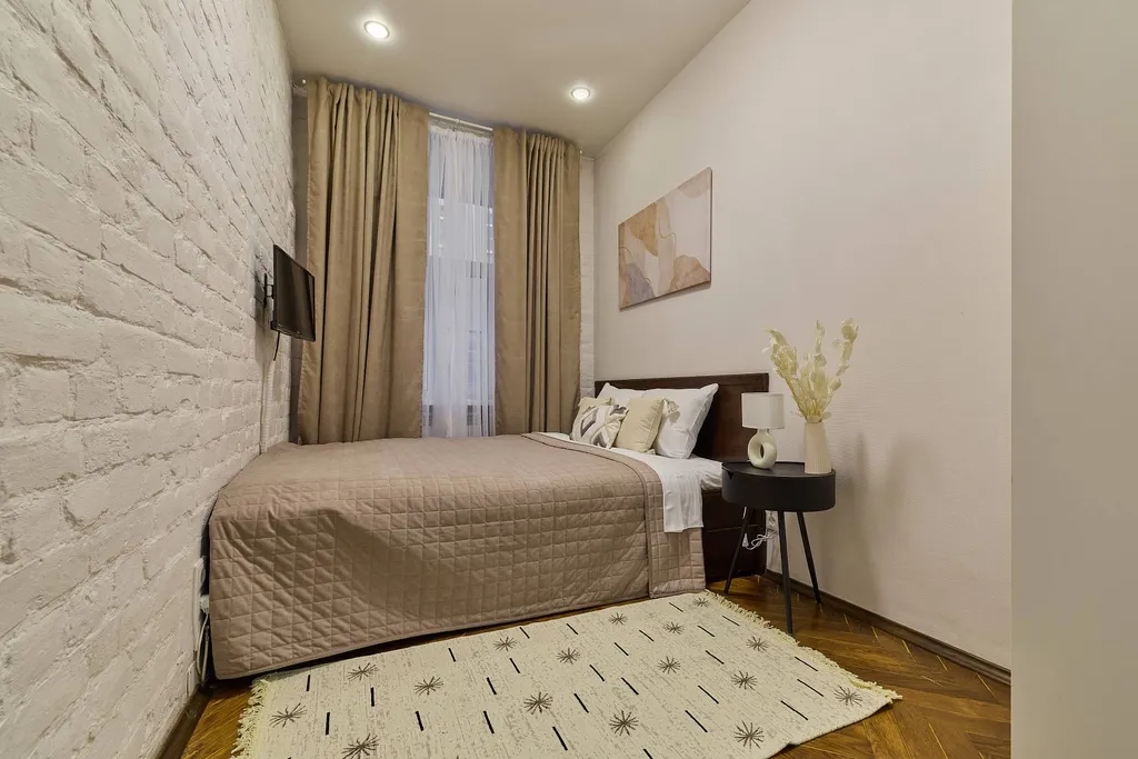 Близко к метро, мостам и музеям