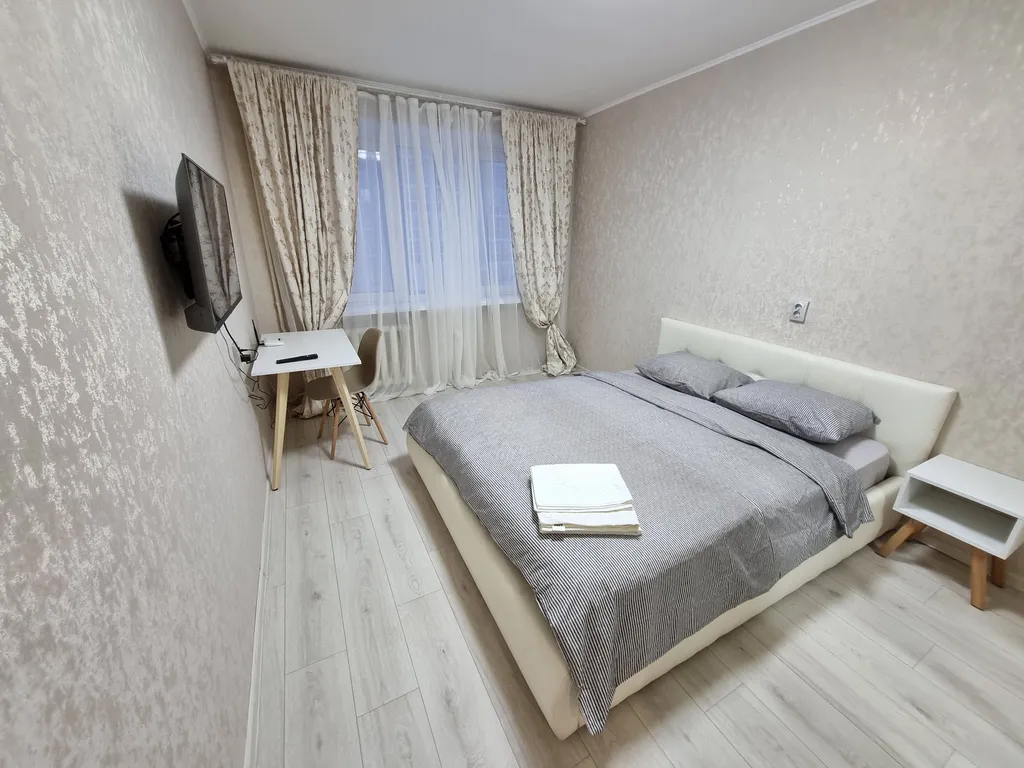 Уютная и чистая квартира — аренда посуточно в Нефтеюганск