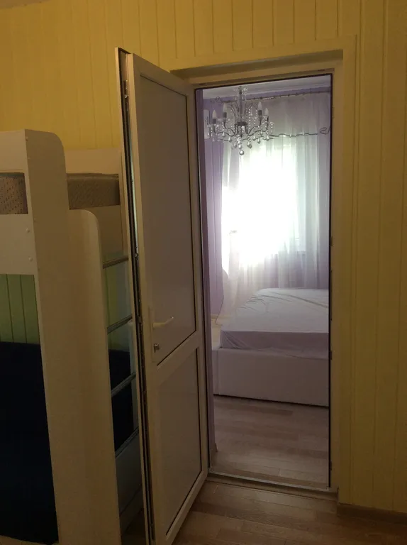 Половина дома с отдельным входом, с садом на берегу Чёрного моря