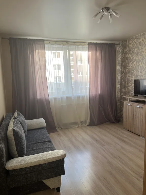 Квартира 1-комнатная Квартира — Калининград