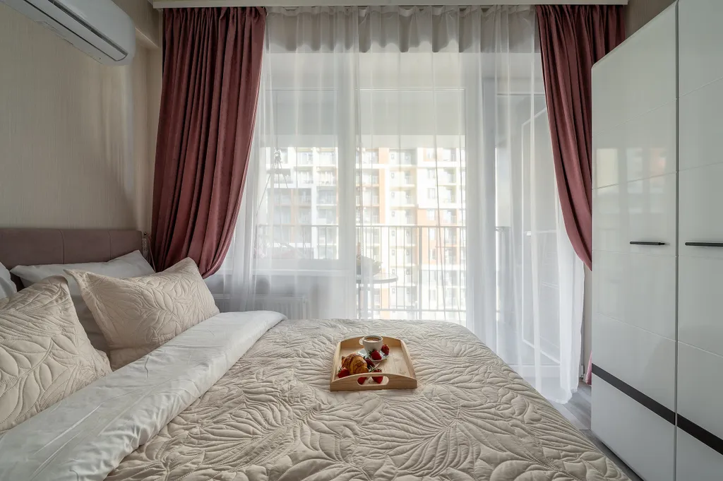 Студия у моря с бассейном на территории. Каравелла 112