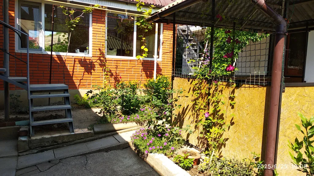 Двухкомнатный номер люкс с большим балконом