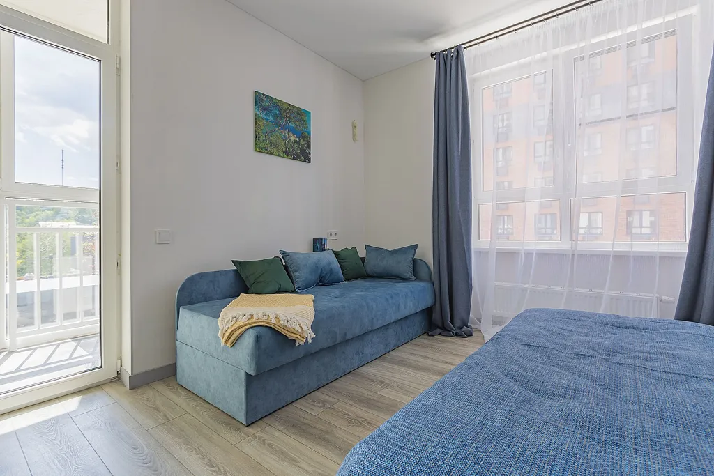 Новая большая квартира на 5 человек в тихом центре