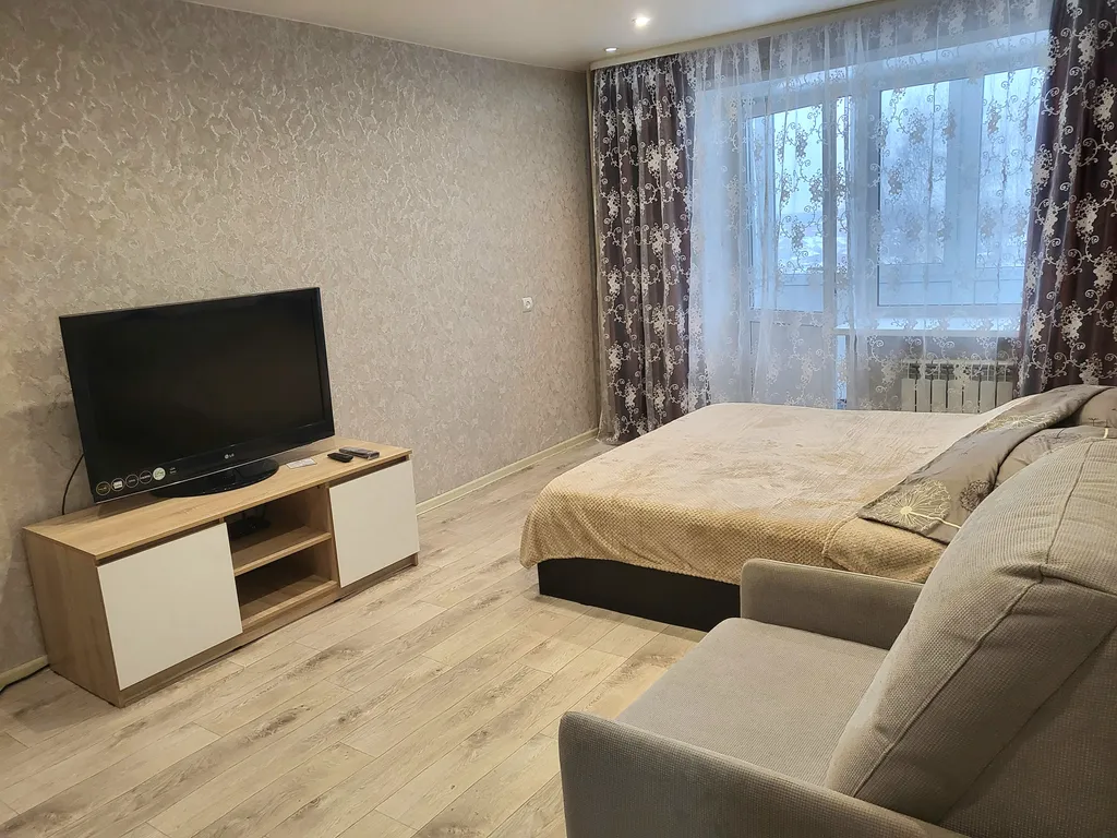 Уютная квартира в центре города — аренда посуточно в Соликамск