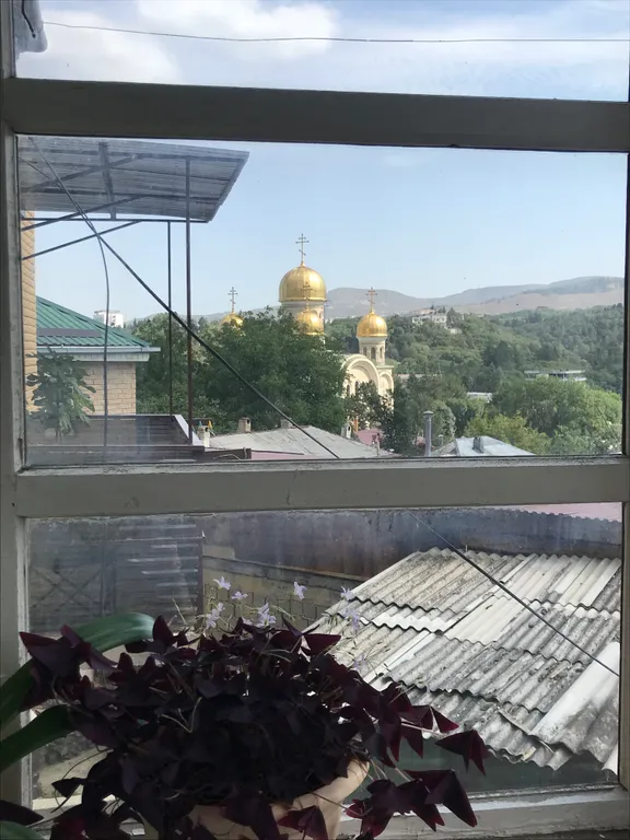 Просторная двухкомнатная квартира в старинном дворянском особняке