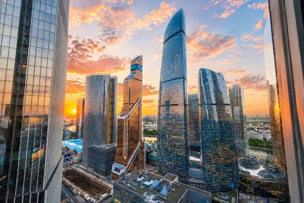 Sky City Moscow LUX Студия с большим окном с видом на башни и город!