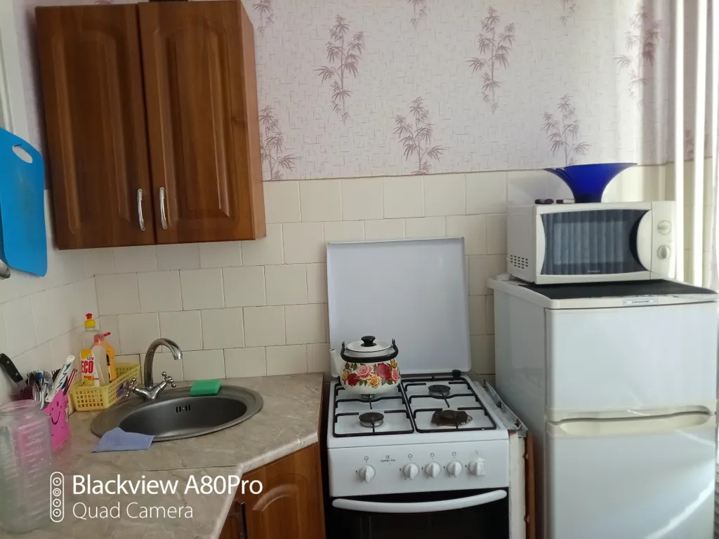 Удобное расположение между Курортным бульваром и Центральным рынком