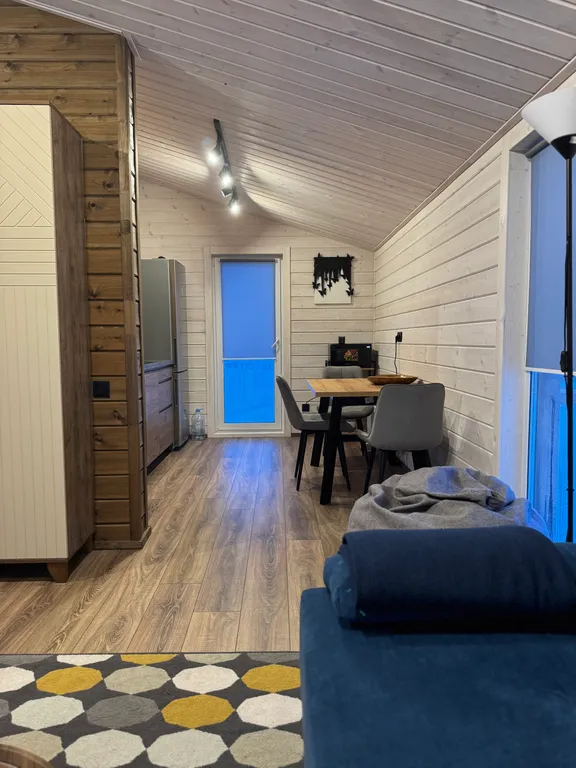 Коттедж Домик на поляне — Светлое