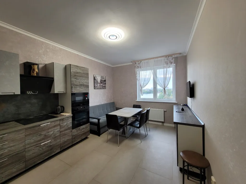 Трешка с видом на залив