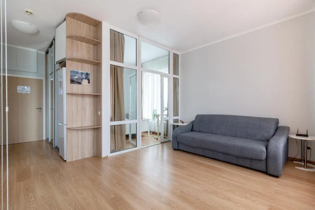 Апартаменты с видом на море и балконом №302