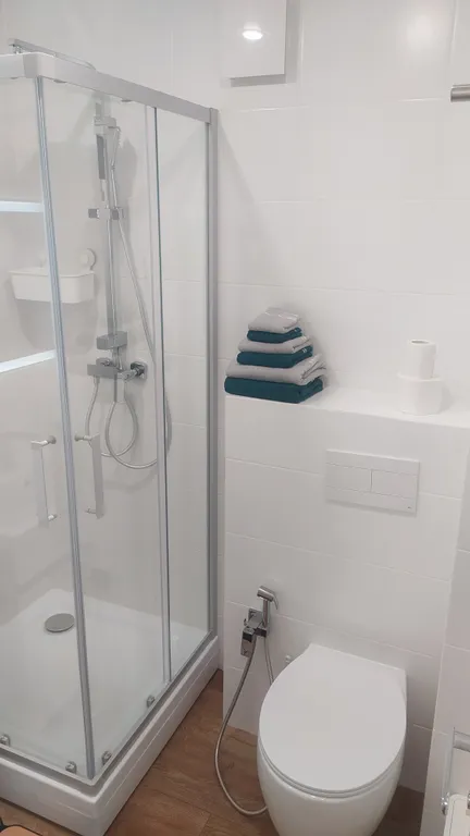 Апартаменты с видом на реку и лес (закаты, рассветы, пение птиц)