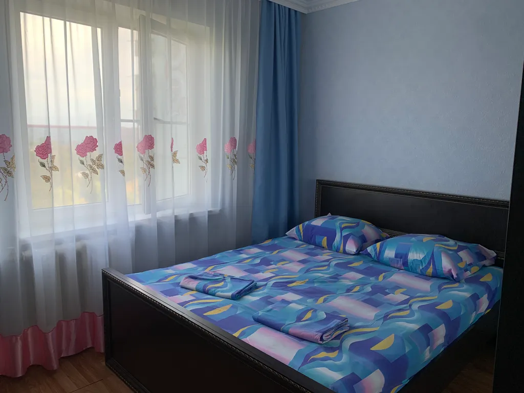 Чистая и уютная квартира с видом на горы