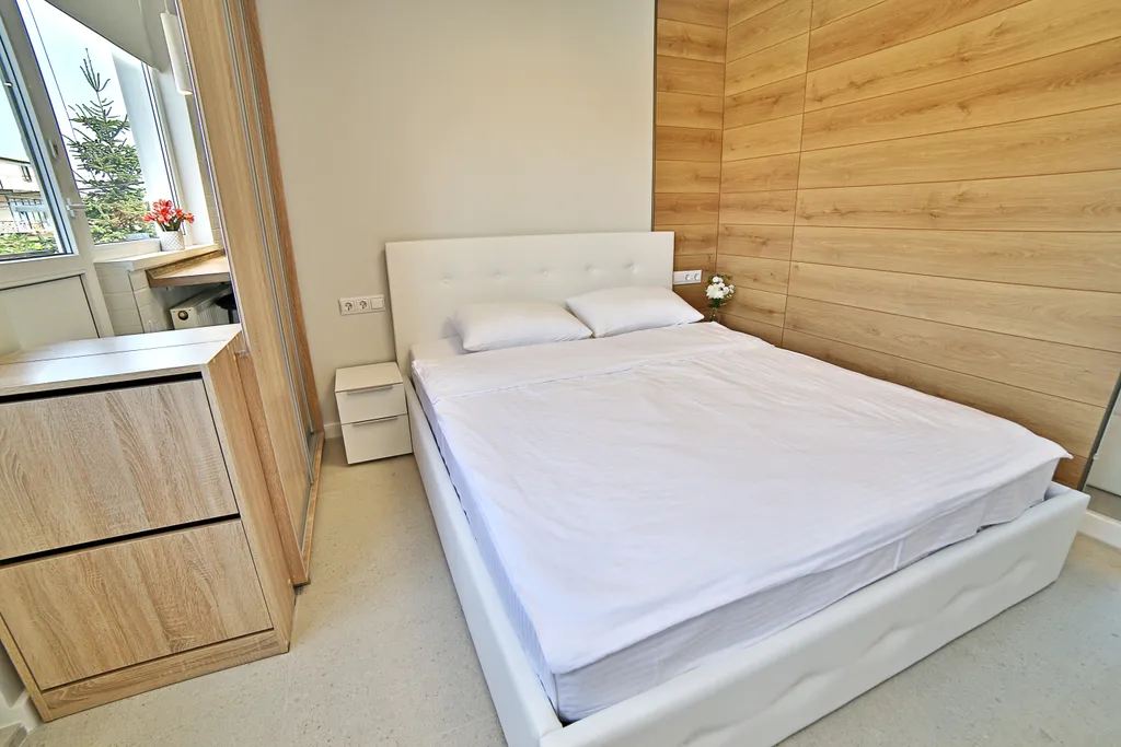 Студия с балконом