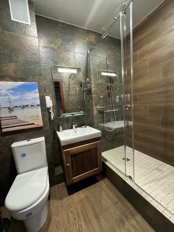 Студия и спальня с панорамными окнами