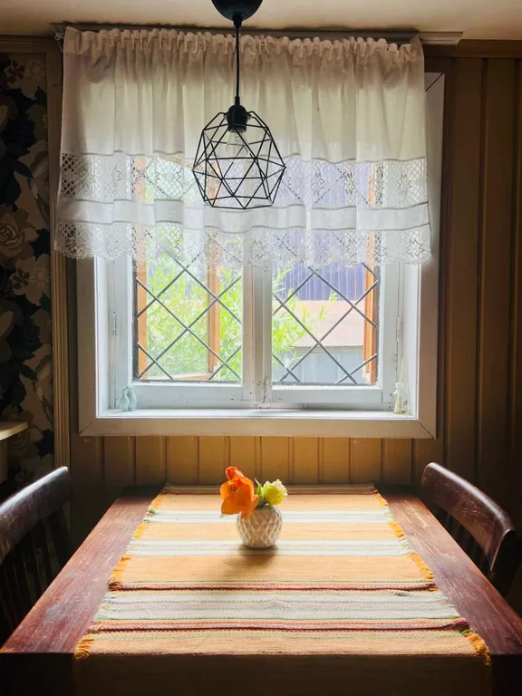 Уютный гостевой домик в саду