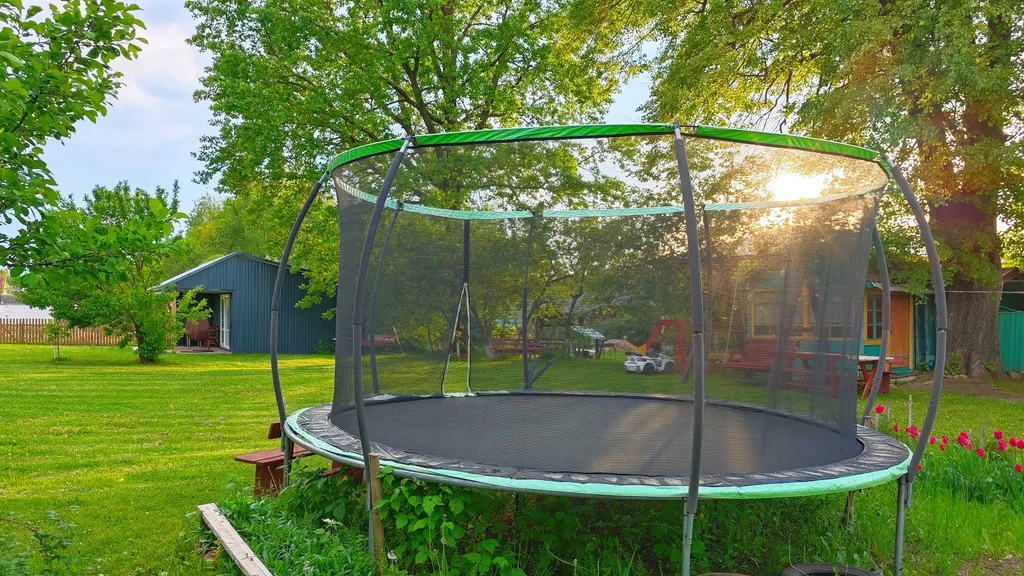 Бежевые апартаменты люкс с 2 спальнями, кондиционером, кухней-гостиной