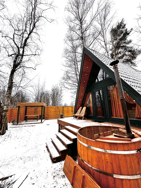 Darhaus домик с чаном в лесу