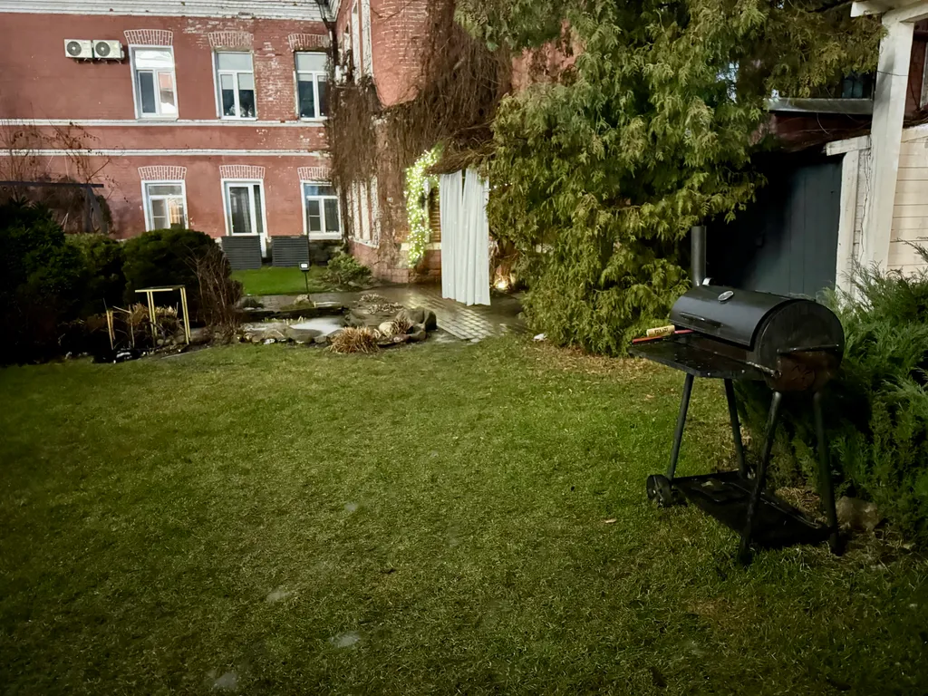 Эксклюзив - дом-сад у главной елки Ярославля, катка Советской площади