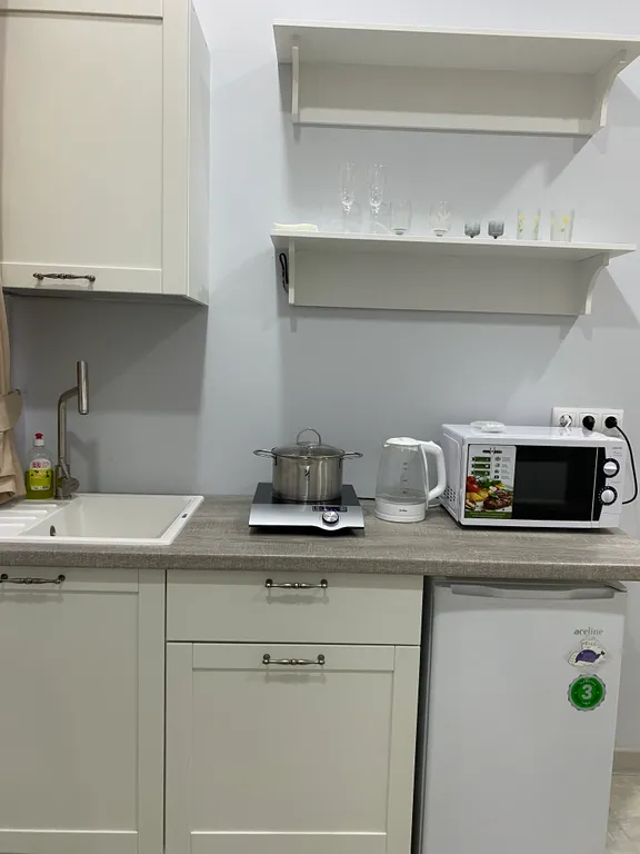 Уютные апартаменты в микрорайоне Новый Сочи с подогреваемым бассейном