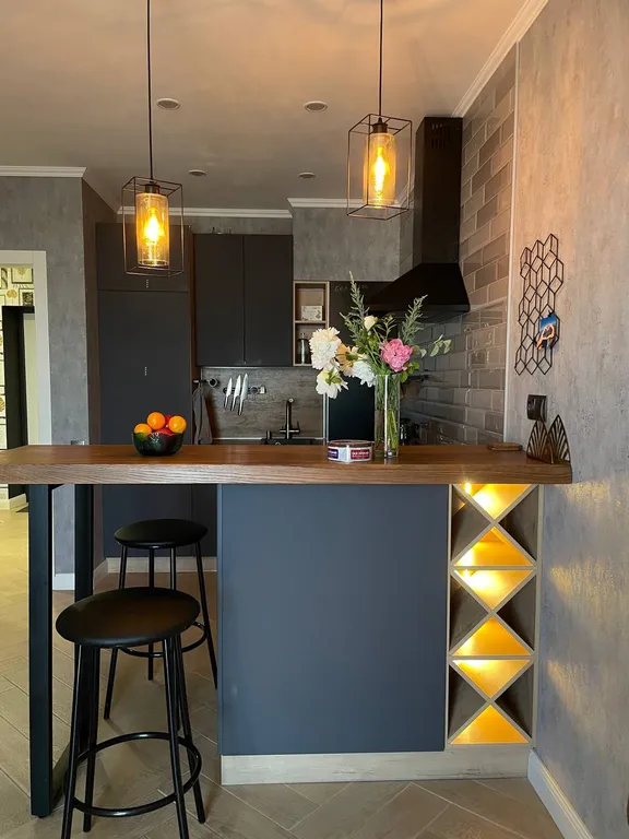 Солнечная стильная евродвушка в новом доме недалеко от центра города