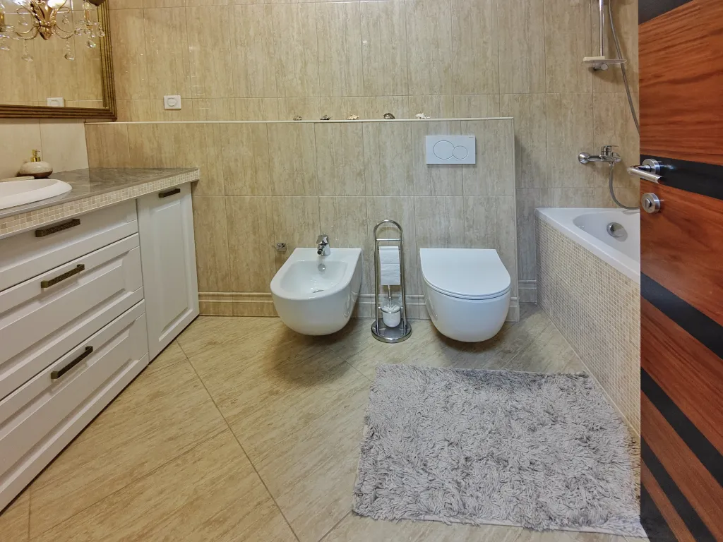 Шикарная квартира в Золотой Бухте