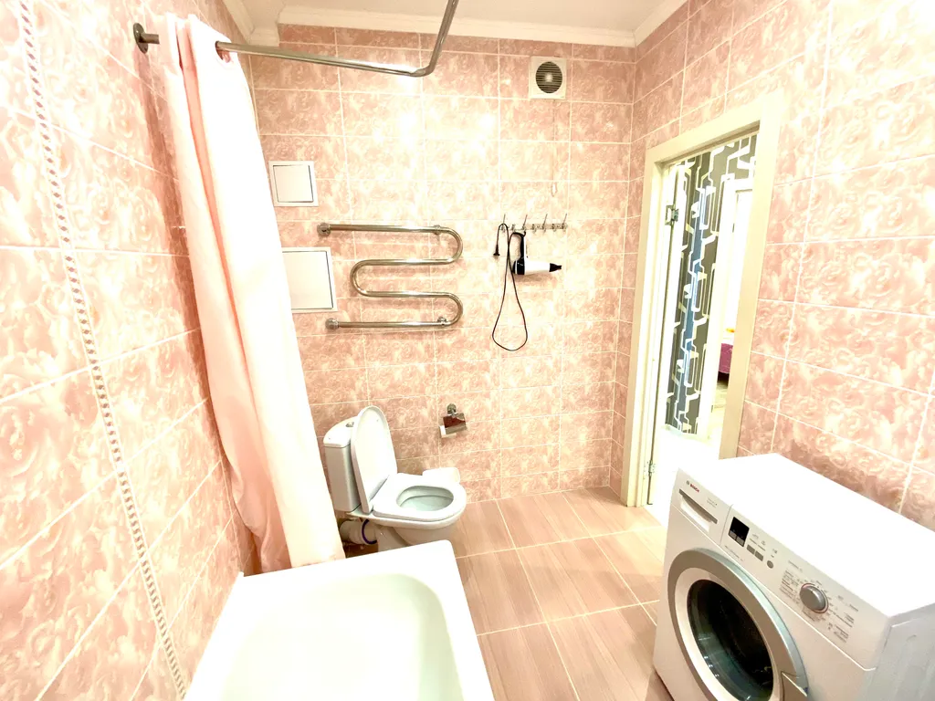 Квартира Квартира Сочи на ладони! Центр. Парковка. Кухня-гостиная и две спальни. — Сочи