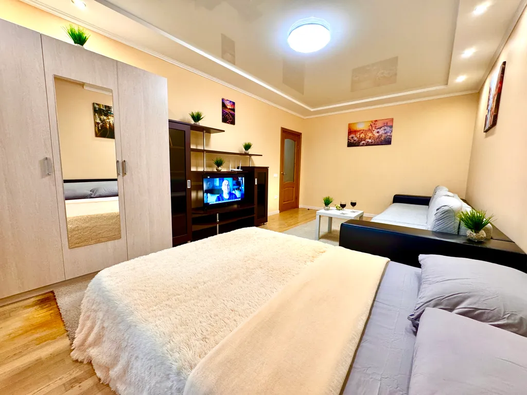 Уютная двушка в центре рядом с набережной реки Волга