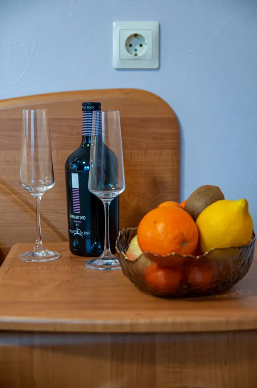 Квартира Квартира Небо трёхместный комфортный номер с кроватями twin/dbl — Геленджик