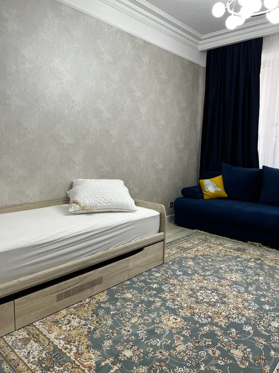 Роскошный апартамент напротив парка