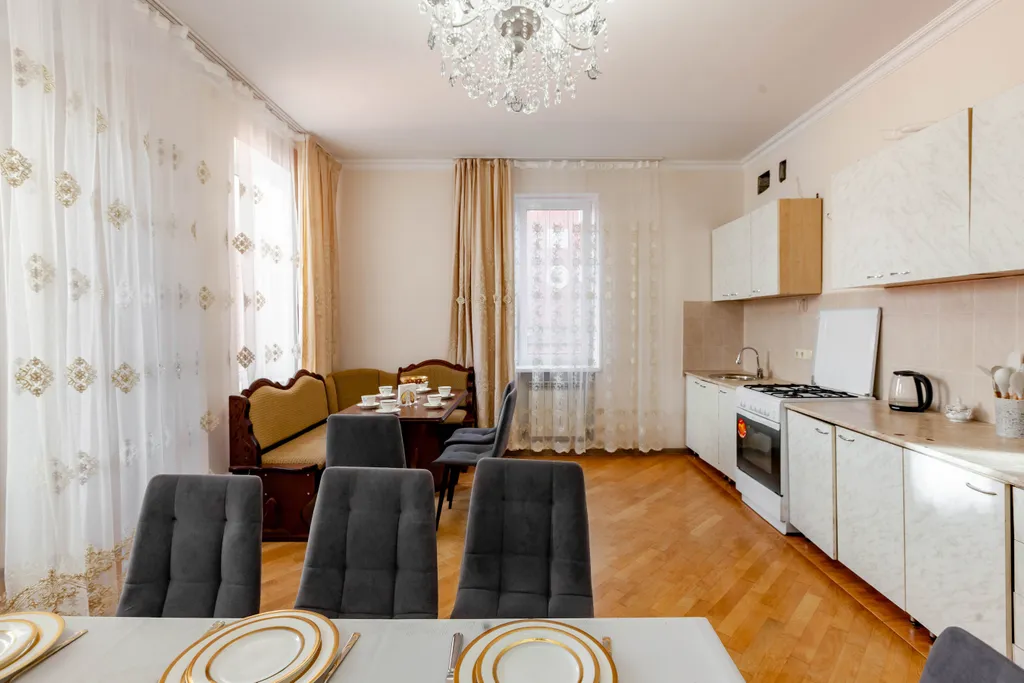 Уютный дом в центре города