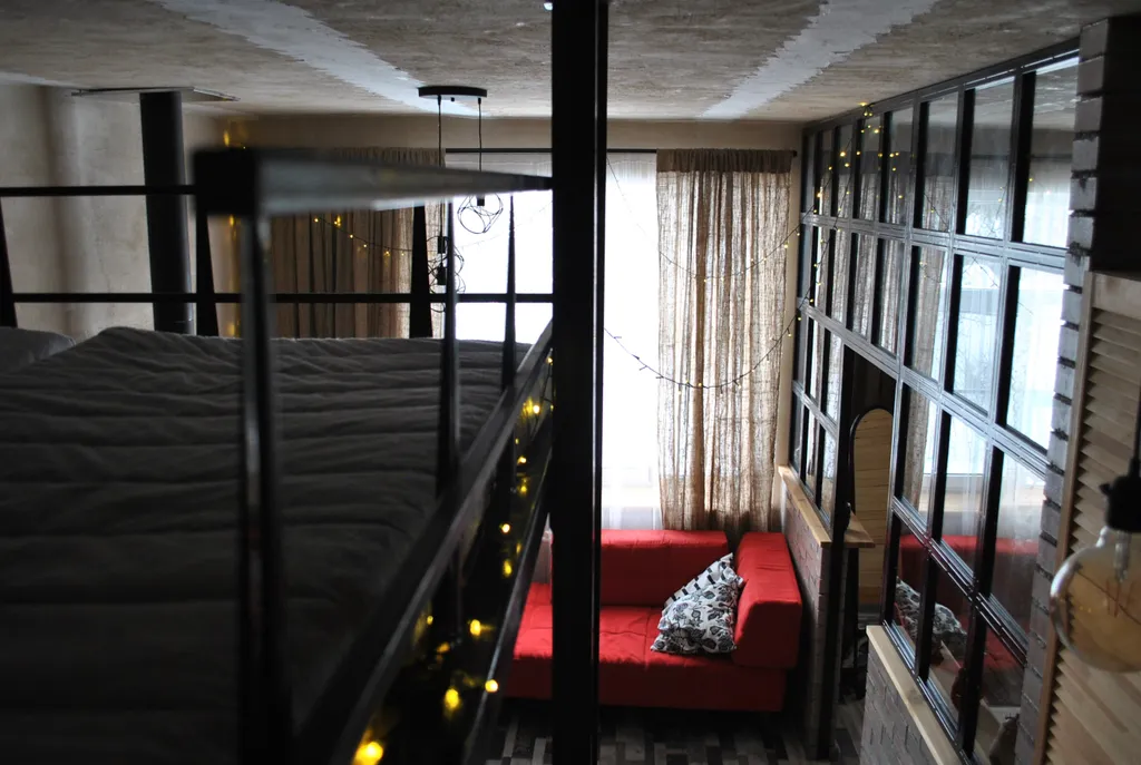 Эколофт с камином, мангалом, парковкой и отдельным входом в центре