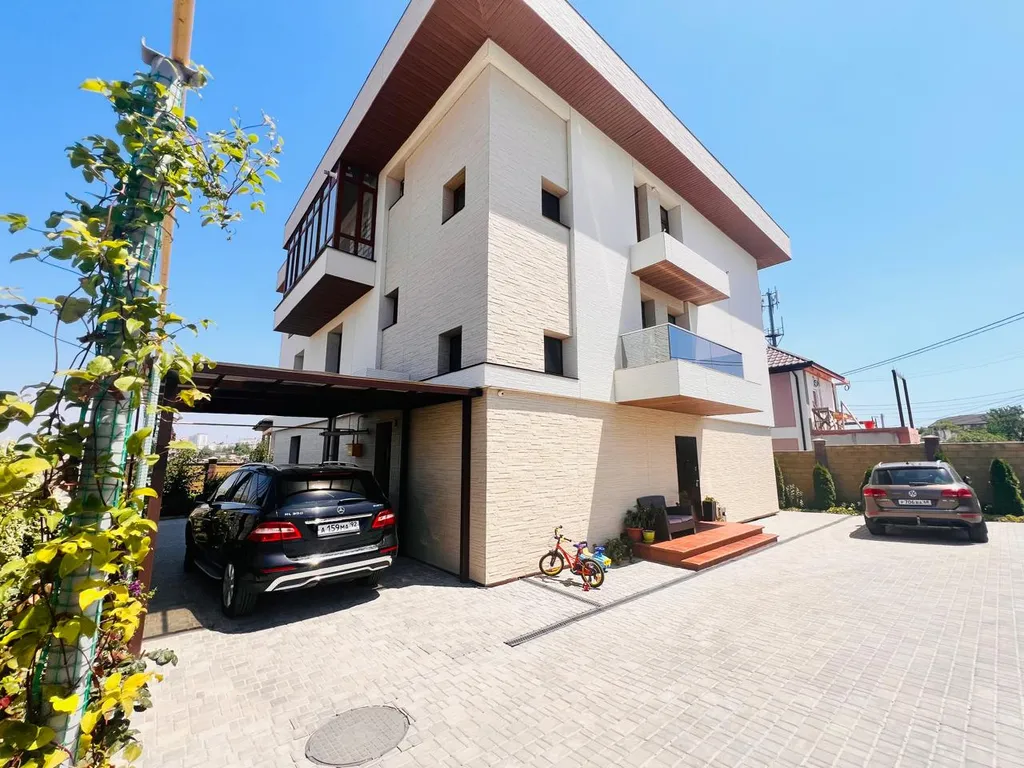 Квартира-студия 25 м2, 1/3 эт