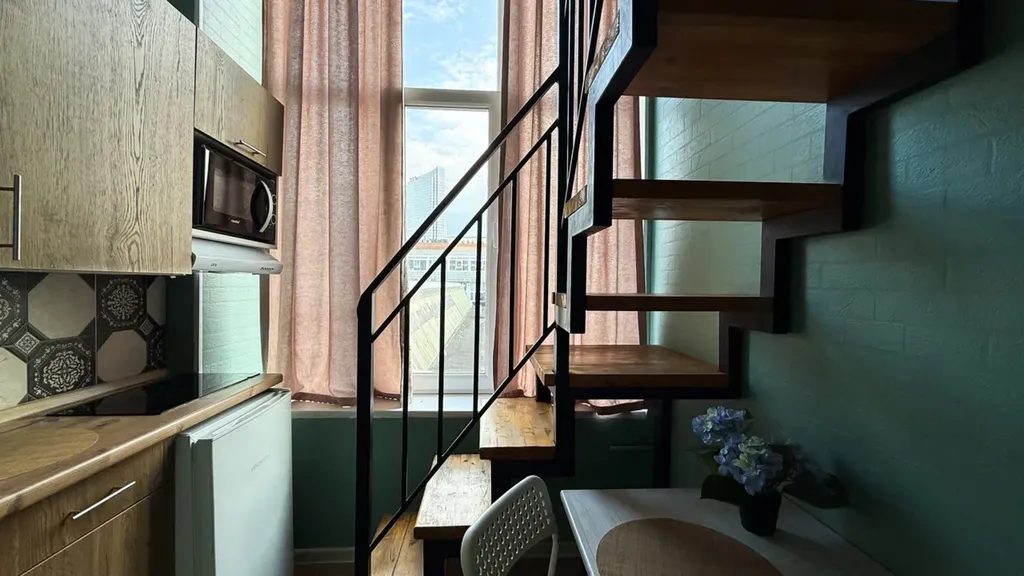 Квартира Квартира Двухуровневая студия у метро Автозаводская — Москва