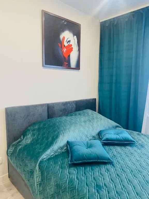 Отличная квартира-студия — аренда посуточно в Саратов