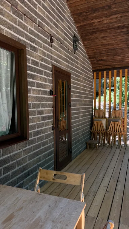 Уютный новый домик в лесу