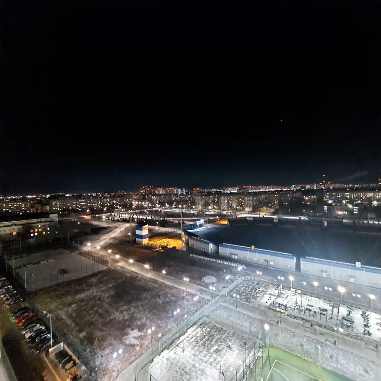 Уютная студия с шикарным видом из окна и с очень удобным месторасположением