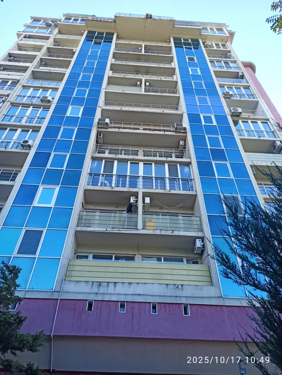 Квартира Квартира с потрясающим видом на море в элитном доме — Алушта