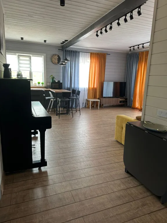 Дом рядом с озером Сенеж