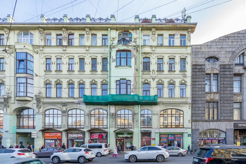 Уютная двухуровневая студия на Сенной площади