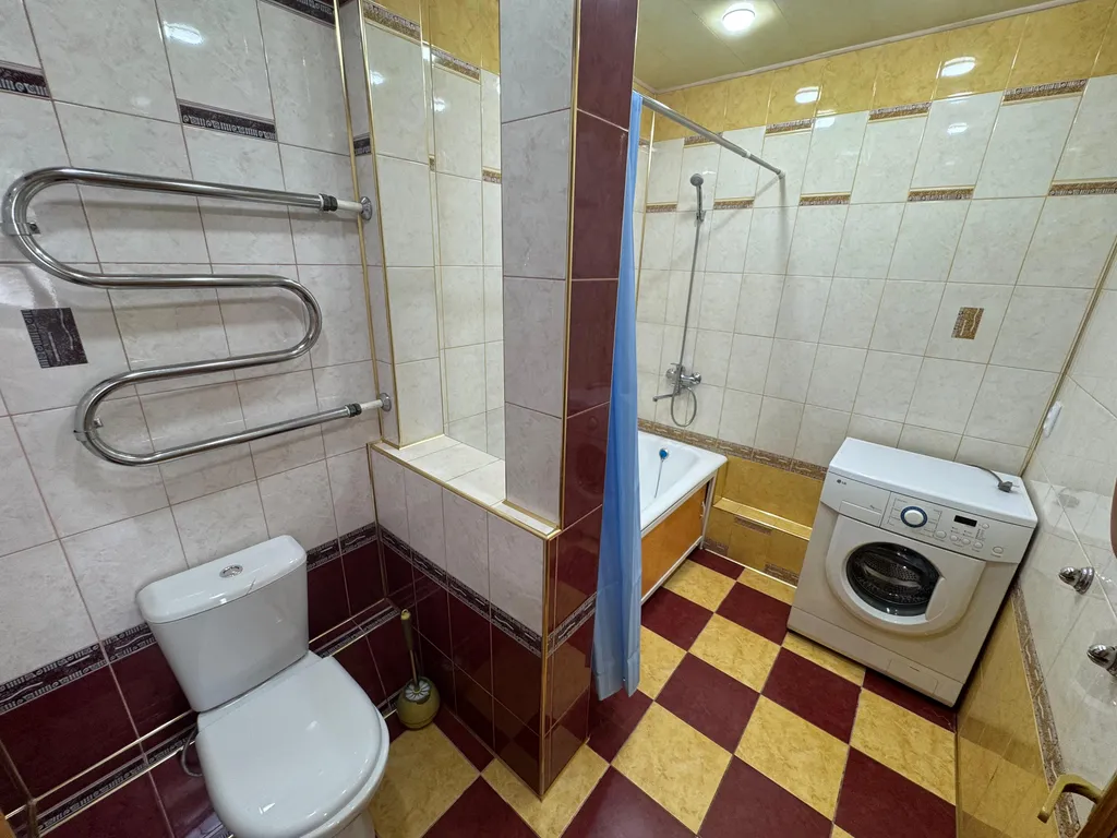 Уютная двухкомнатная квартира рядом с городским рынком