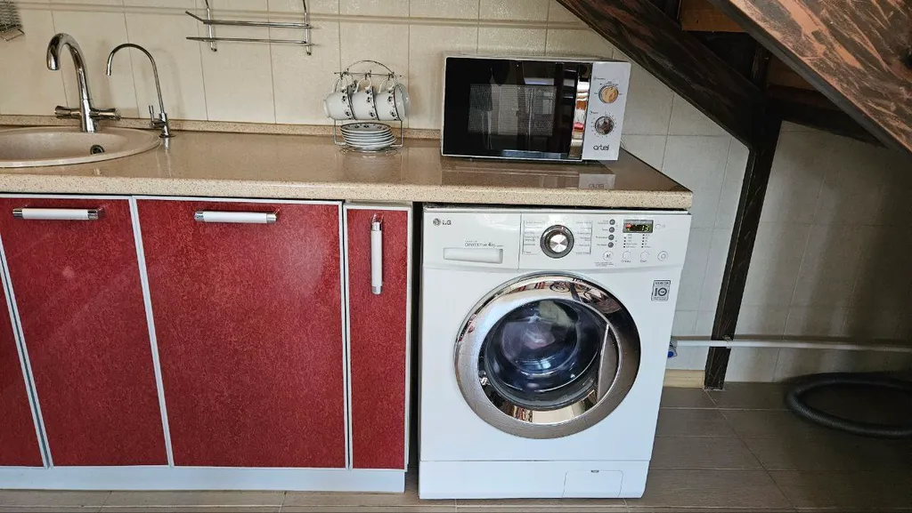 Тихий уютный дом на участке