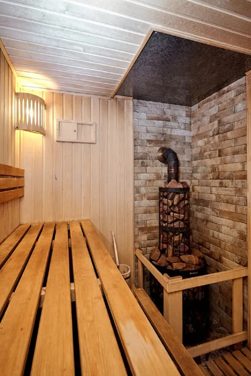 Уютный гостевой дом в лесной зоне