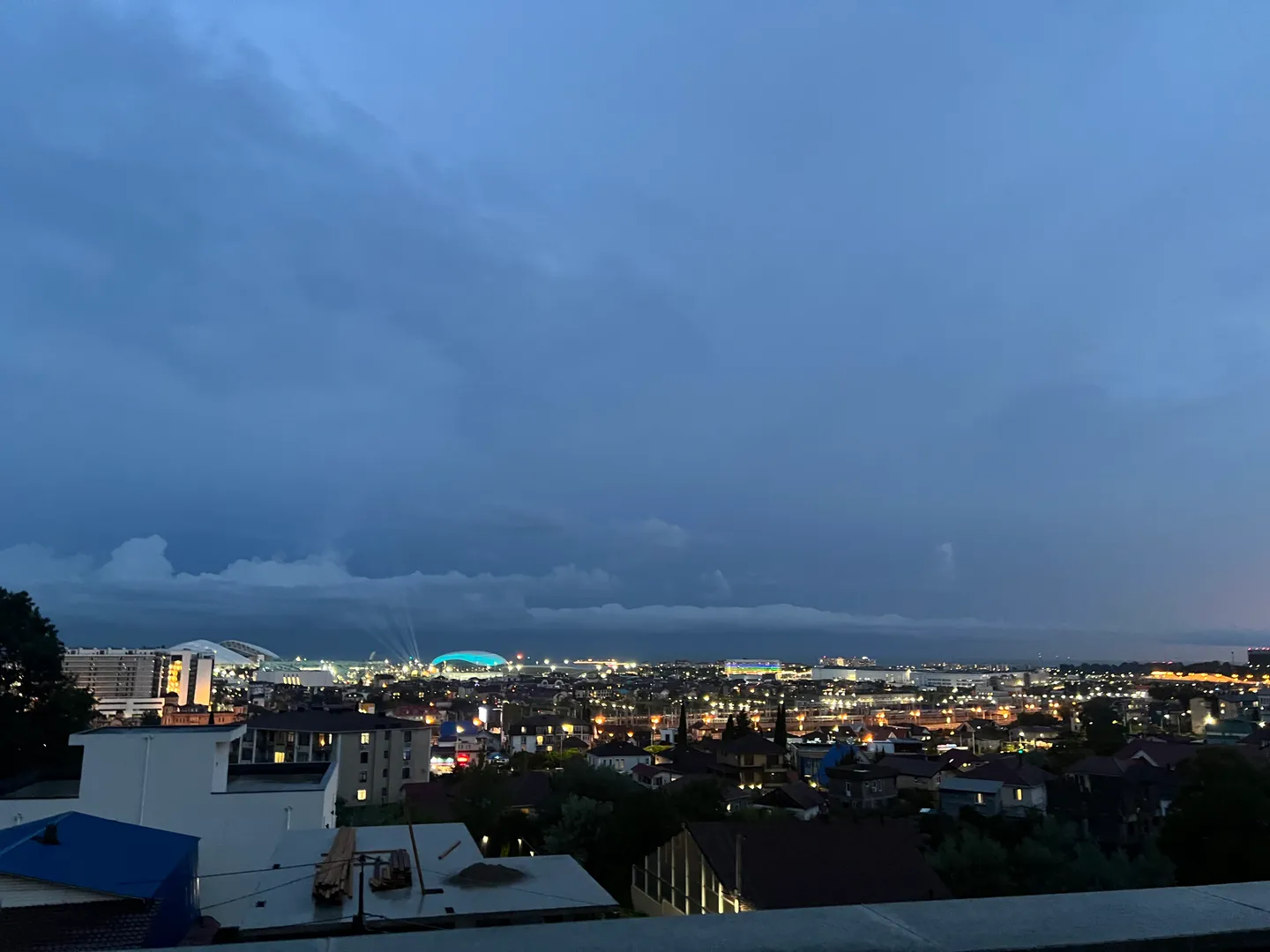 Фото
