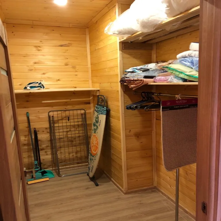 2-комнатная квартира с балконом и прекрасным видом на море и горы