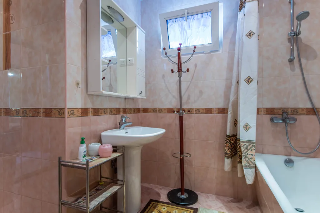 Отдельный коттедж "Регина" с бассейном и хаммамом  рядом с Сочи Парком