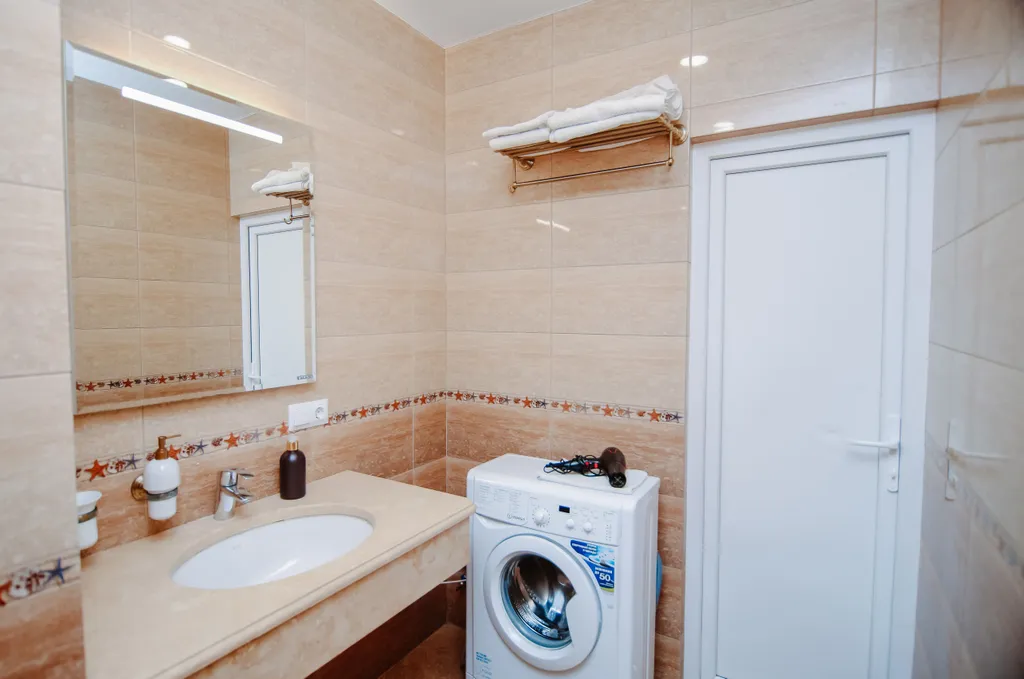 Квартира 2-комнатная Квартира — Адлер