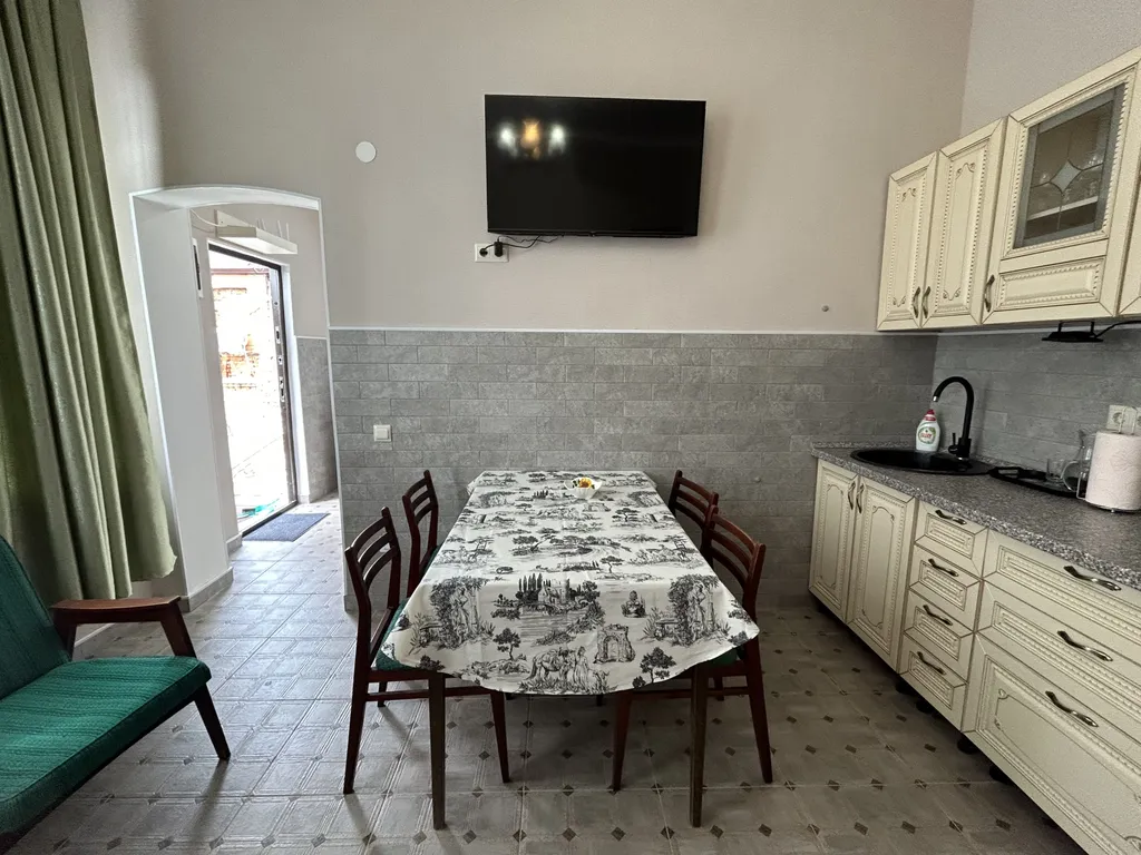 Просторный дом рядом с морем