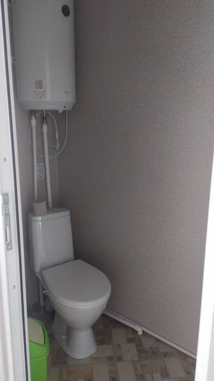 Уютная комната для семьи из четырёх человек