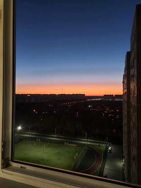 Новая квартира с видом на стадион